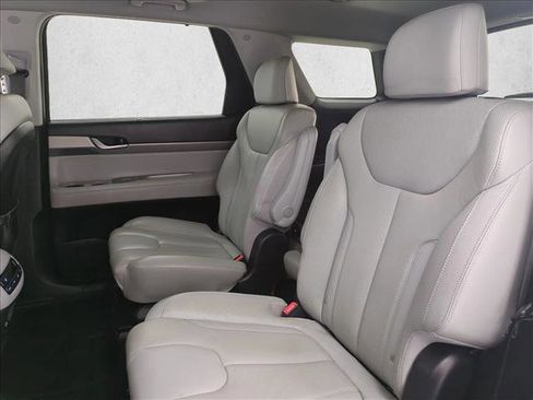 Used 2021 Hyundai Palisade SEL w/ Premium Package FWD image 22