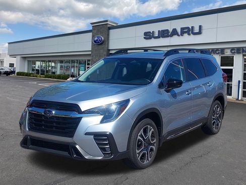 Certified 2025 Subaru Ascent Limited AWD/4WD image 4