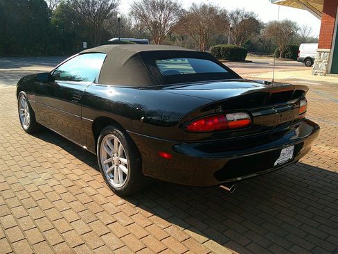 Used 2002 Chevrolet Camaro Z28 w/ SS Performance/Appearance Pkg image 14