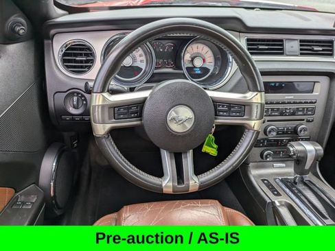 Used 2011 Ford Mustang Premium w/ 202A Rapid Spec Order Code RWD image 15