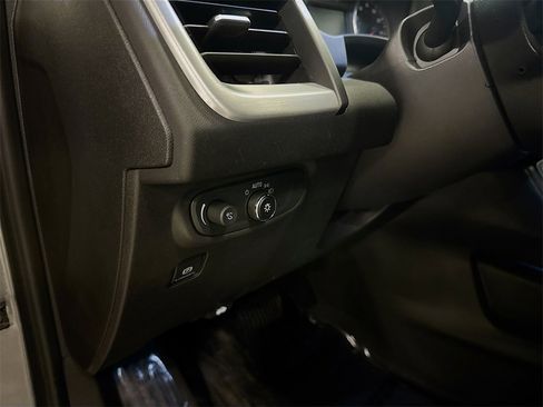 Used 2019 GMC Terrain SLE w/ Driver Convenience Package image 12