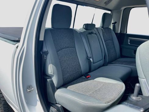 Used 2018 RAM 1500 Big Horn RWD image 23