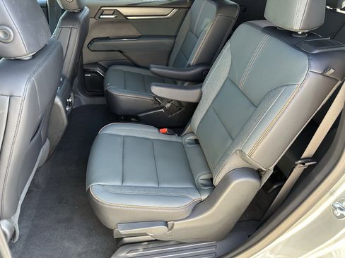 New 2025 GMC Acadia AT4 w/ Super Cruise Package image 19