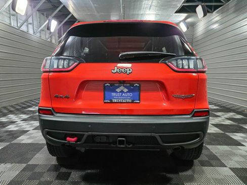 Used 2021 Jeep Cherokee Trailhawk w/ Sun, Sound & Nav Group AWD/4WD image 6