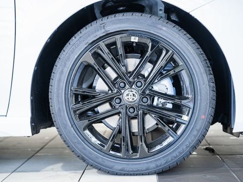 New 2026 Toyota Camry SE image 14