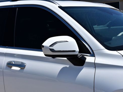 Used 2023 Hyundai Palisade Limited FWD image 7