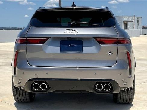 New 2026 Jaguar F-PACE SVR 575 Edition image 4