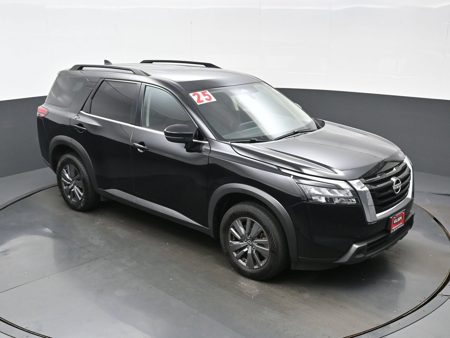 Used 2025 Nissan Pathfinder SV AWD/4WD image 37