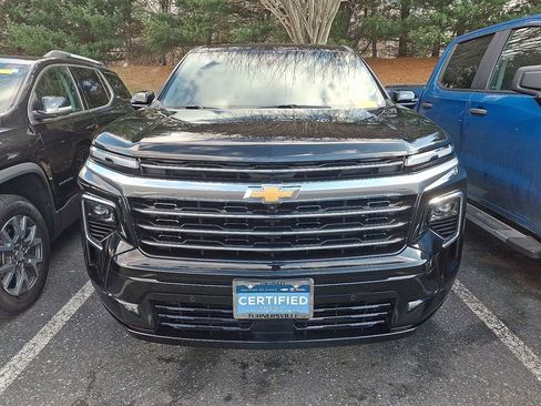 Certified 2025 Chevrolet Traverse High Country image 2