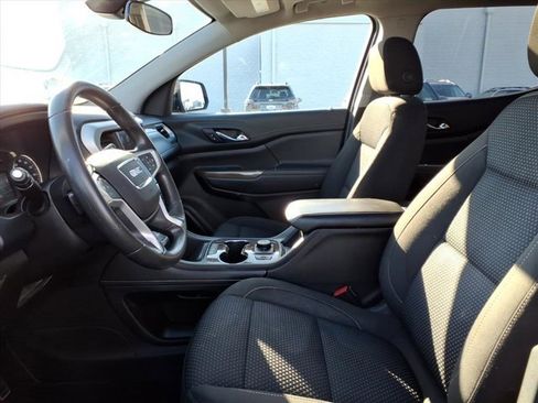 Used 2023 GMC Acadia SLE w/ Driver Convenience Package image 24