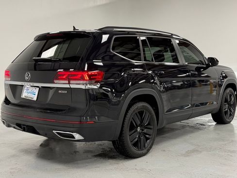 Used 2022 Volkswagen Atlas SE w/ Panoramic Sunroof Package image 4