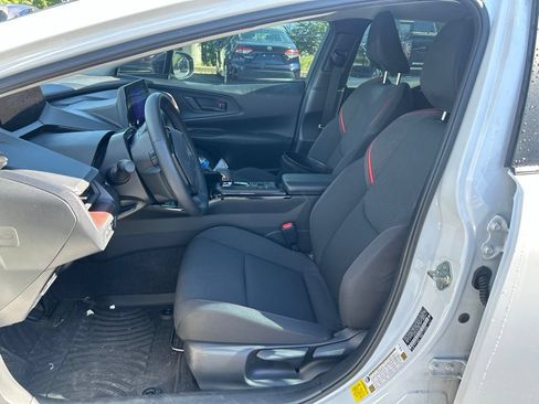Used 2026 Toyota Prius Plug-In Hybrid FWD image 16