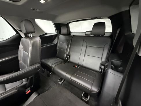 Used 2021 Chevrolet Traverse Premier image 28