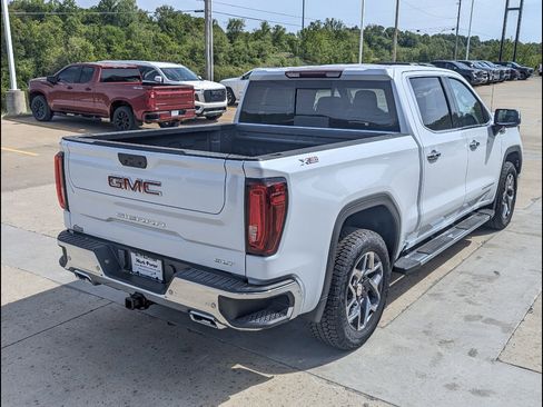 New 2026 GMC Sierra 1500 SLT w/ SLT Premium Plus Package AWD/4WD image 7