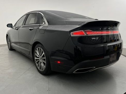 Used 2020 Lincoln MKZ image 8