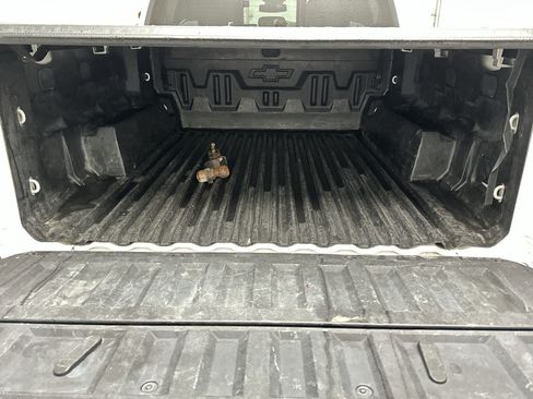 Used 2025 Chevrolet Colorado Z71 AWD/4WD image 15