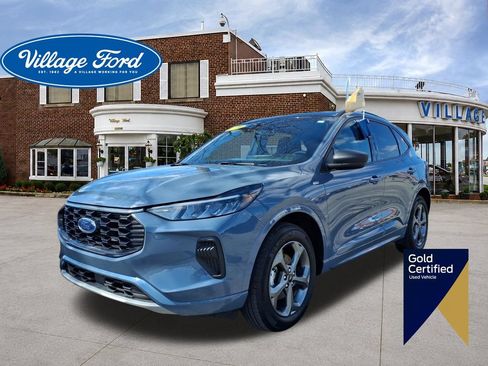 Certified 2024 Ford Escape ST-Line w/ Tech Pack #1 AWD/4WD image 1