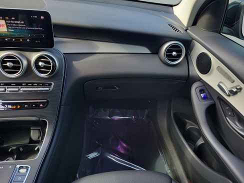 Certified 2022 Mercedes-Benz GLC 300 image 19