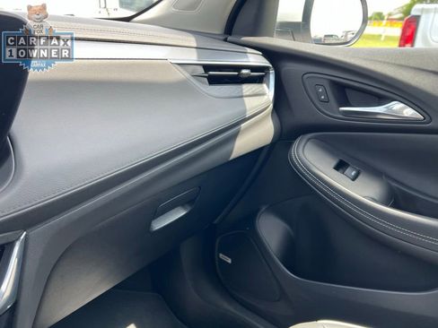 Used 2025 Buick Encore GX Avenir w/ Avenir Technology Package FWD image 19
