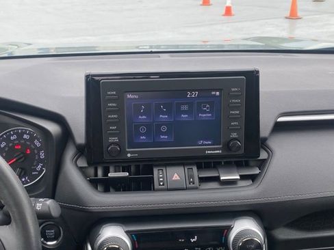 Certified 2022 Toyota RAV4 XLE Premium image 17