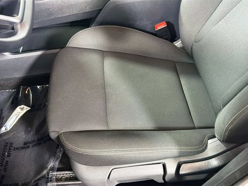 Used 2024 Nissan Rogue S FWD image 19