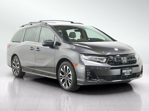 Used 2025 Honda Odyssey Elite image 7