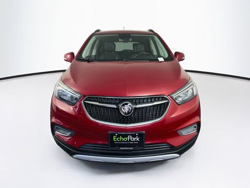 Used 2019 Buick Encore Preferred FWD image 2