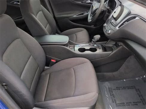 Used 2023 Chevrolet Malibu LS image 21