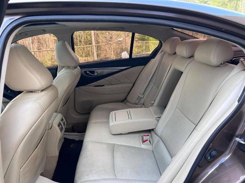 Used 2015 INFINITI Q50 Premium w/ Navigation Package image 11