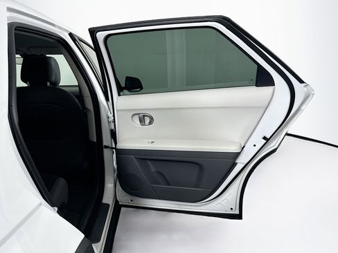 Used 2024 Hyundai Ioniq 5 SEL image 30