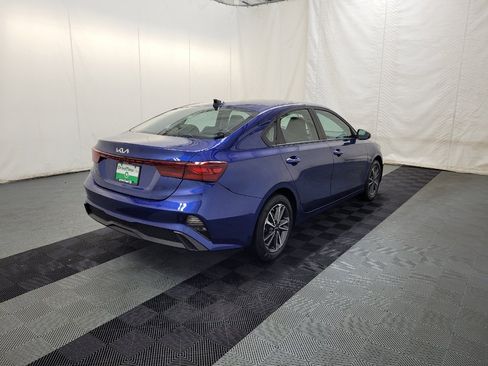 Used 2023 Kia Forte LXS FWD image 9