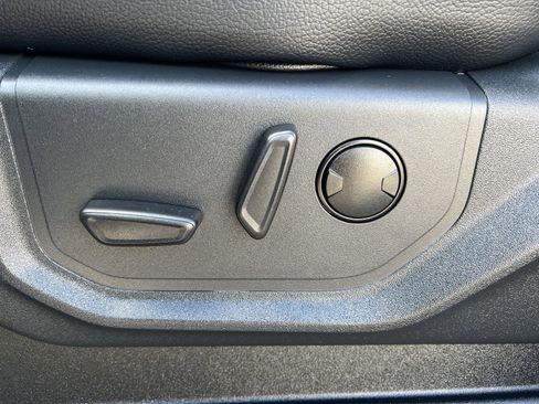 Used 2022 Ford F250 Lariat w/ Lariat Ultimate Package image 25