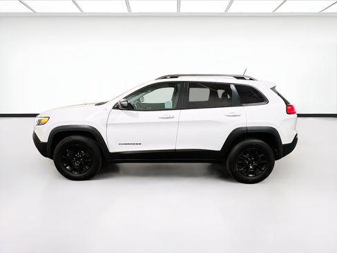 Used 2019 Jeep Cherokee Trailhawk w/ Trailer Tow Group AWD/4WD image 22