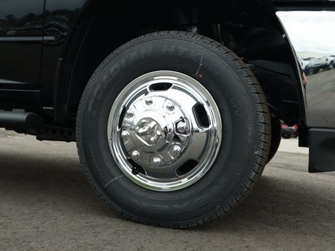 New 2026 RAM 3500 Tradesman AWD/4WD image 5