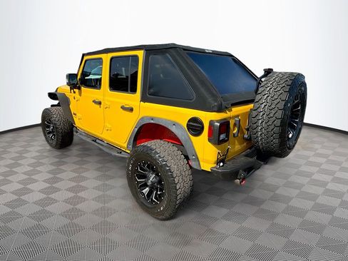 Used 2021 Jeep Wrangler Unlimited Rubicon AWD/4WD image 6