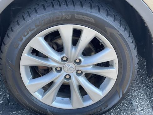Used 2014 Toyota RAV4 Limited w/ Technology Package AWD/4WD image 37