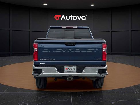 Used 2021 Chevrolet Silverado 2500 LTZ w/ LTZ Plus Package AWD/4WD image 4