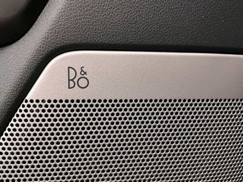 Used 2024 Ford F150 Lariat image 39