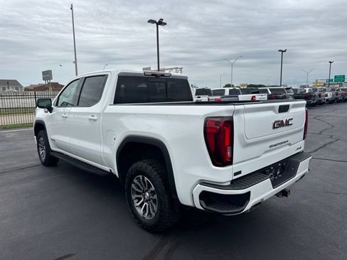 Used 2022 GMC Sierra 1500 AT4 w/ AT4 Premium Package AWD/4WD image 5