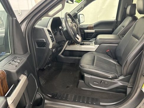 Used 2020 Ford F150 Lariat image 9