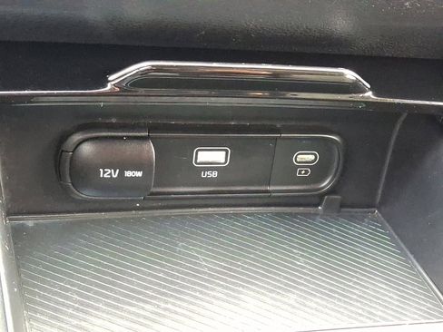 Used 2023 Kia Sportage LX image 24