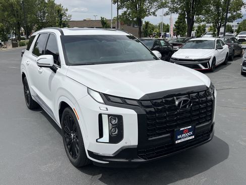 Used 2024 Hyundai Palisade Calligraphy AWD/4WD image 4