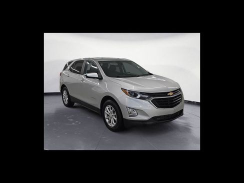 Used 2021 Chevrolet Equinox LT w/ Driver Convenience Package image 8