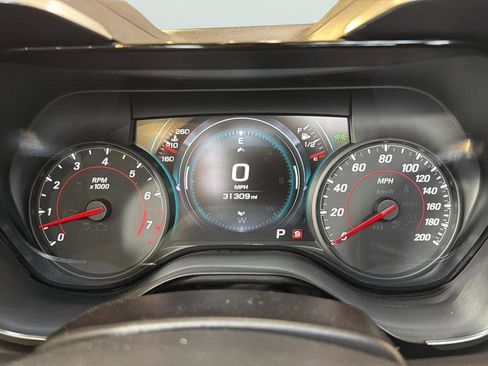 Used 2016 Chevrolet Camaro SS RWD image 28