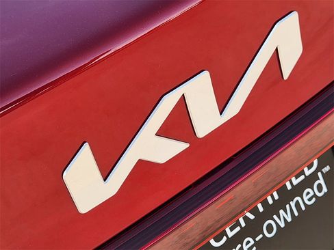 Certified 2024 Kia Forte LXS image 8