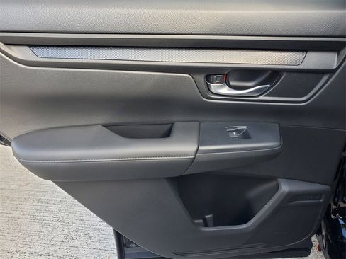Used 2023 Honda CR-V EX image 13