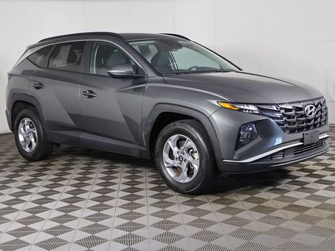 Used 2023 Hyundai Tucson SEL AWD/4WD image 2