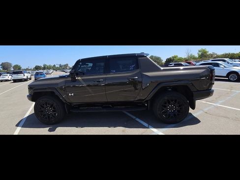 Used 2024 GMC Hummer EV 2X AWD/4WD image 7