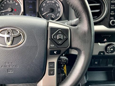 Used 2020 Toyota Tacoma SR5 w/ Blackout Package image 25