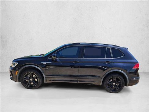 Used 2019 Volkswagen Tiguan SEL R-Line image 9
